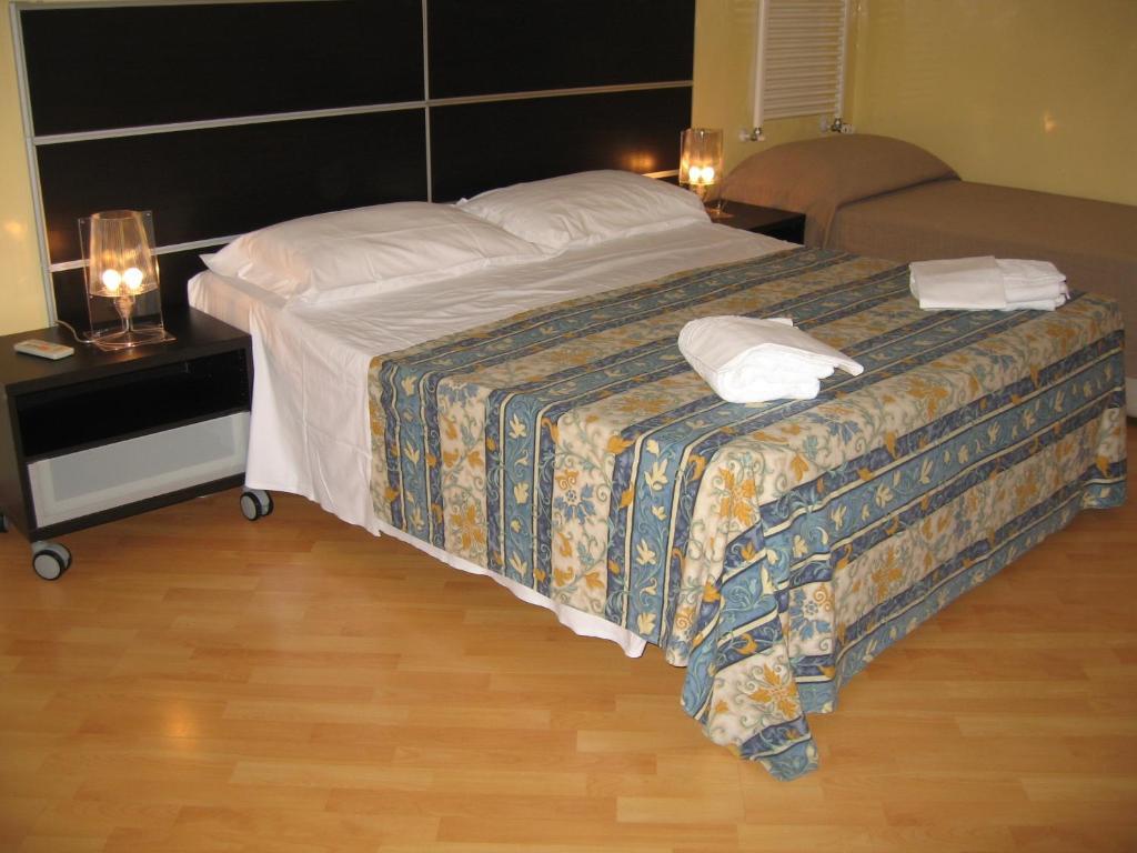 Guest House Locanda Gallo Floransa Oda fotoğraf